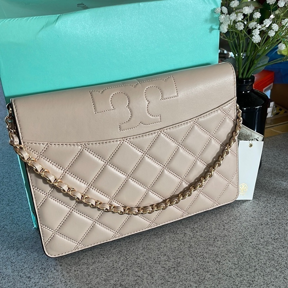 Tory BURCH SAVANNAH CLUTCH BEDROCK CREAM BRAND NEW WITH TAGS​